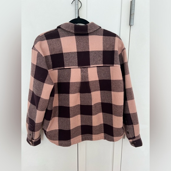 Color block pull over - Picture 3 of 3